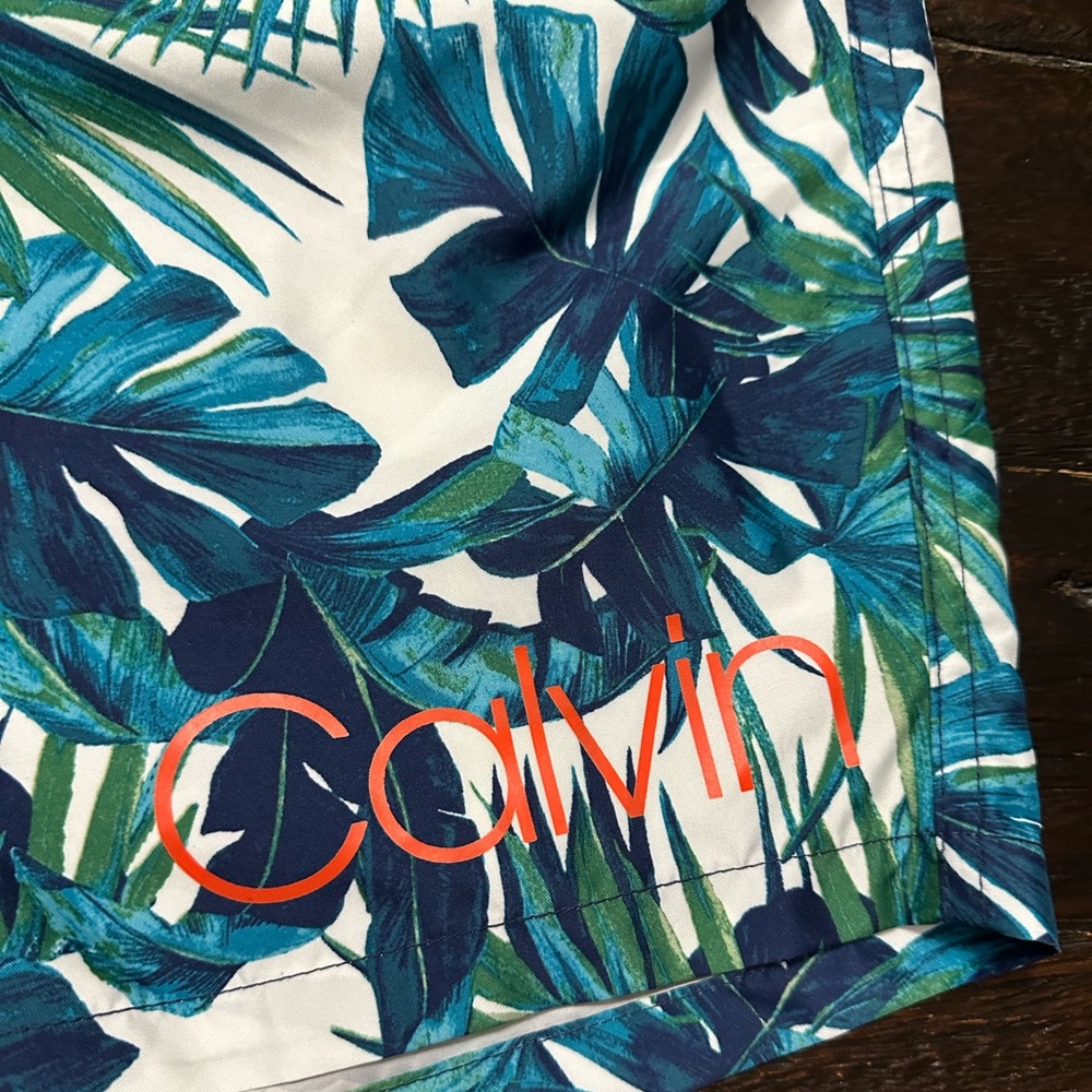 Calvin Klein Mens Regular Fit Swim Trunks Shorts XXL 2XL Hawaiian Island Leaf - Picture 5 of 15